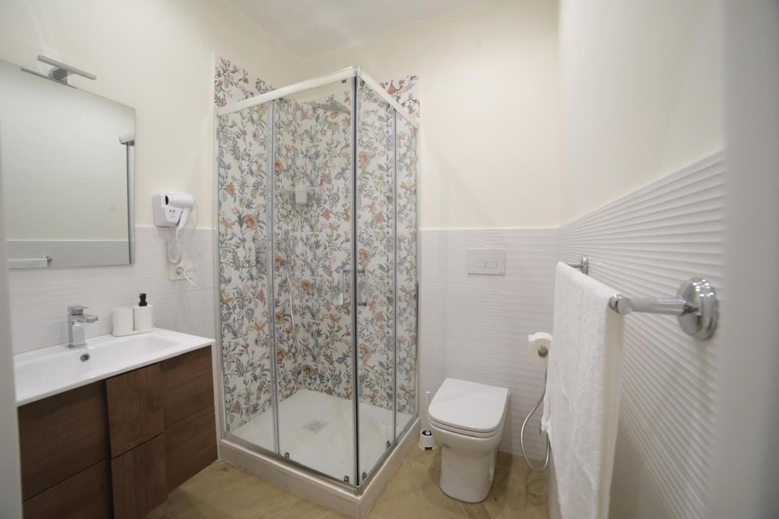 Guest house Vico Croce Suite, Spaccanapoli Naples