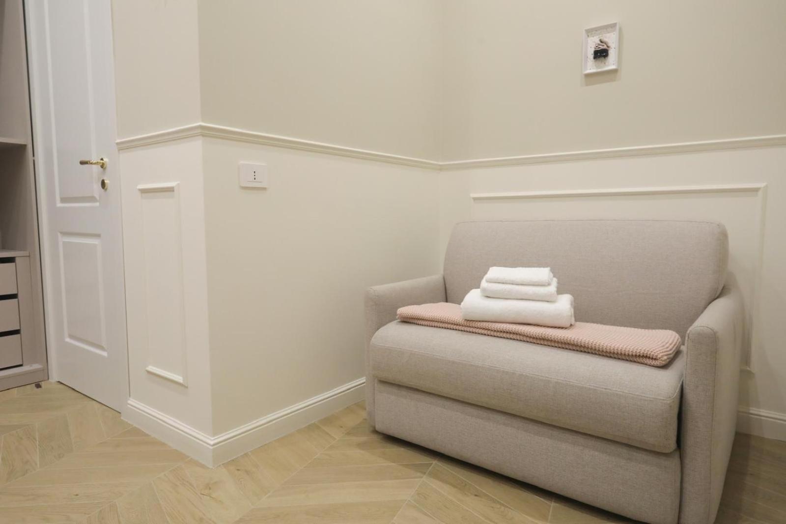Vico Croce Suite, Spaccanapoli Guest house Naples