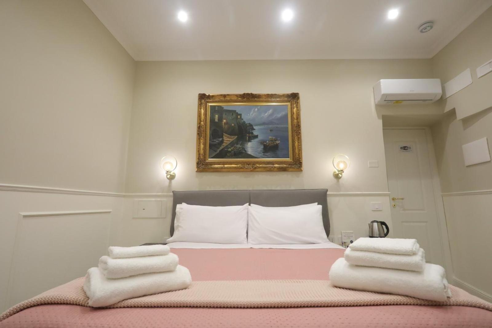 Vico Croce Suite, Spaccanapoli Guest house