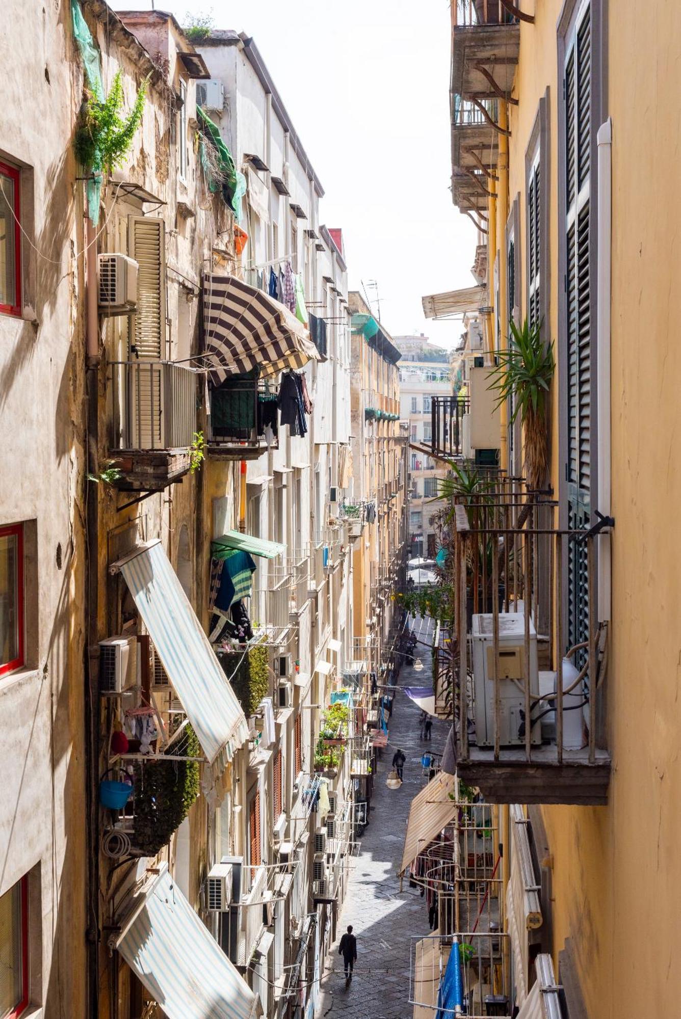Spaccanapoli - Locazione Turistica Homestay
