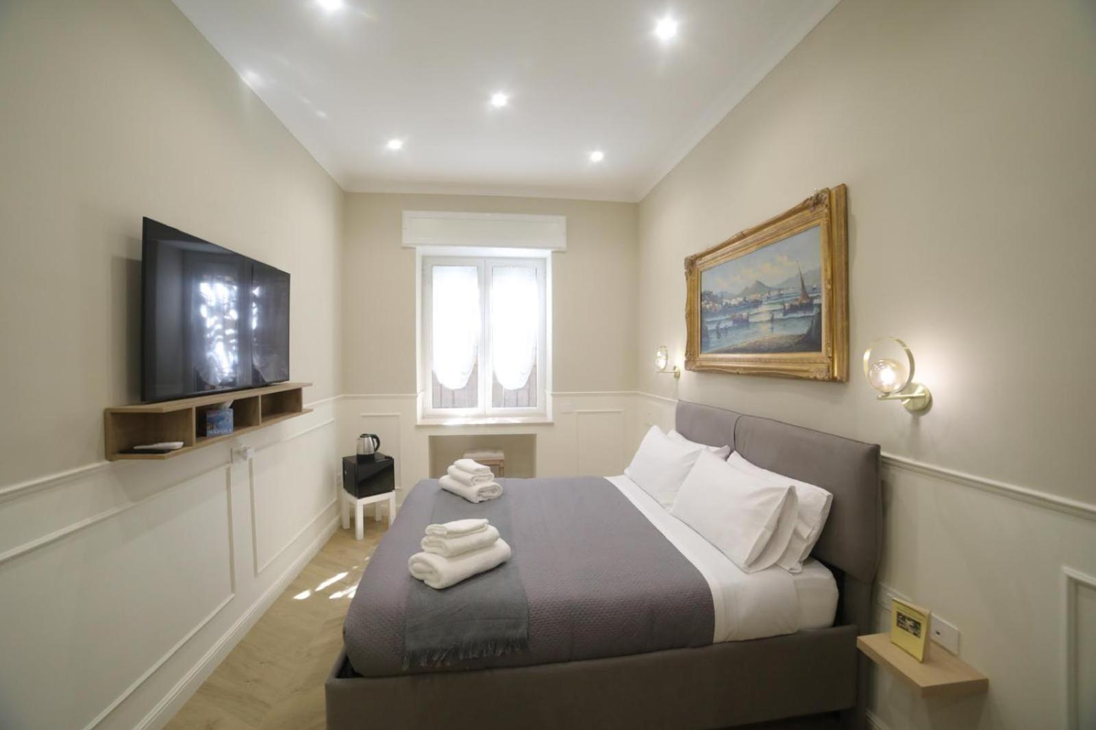 Vico Croce Suite, Spaccanapoli Guest house Naples