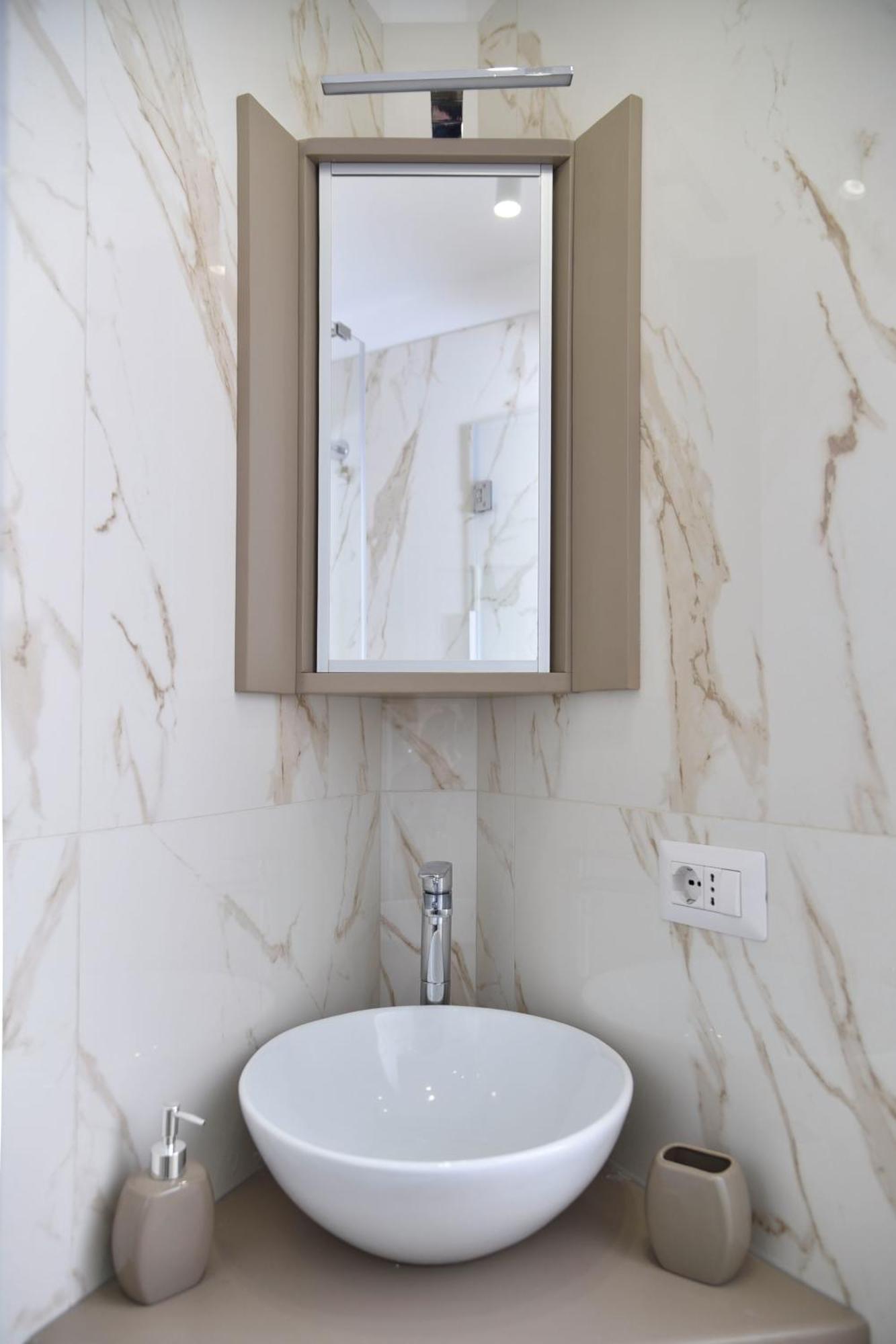 Rivieras House - * Naples