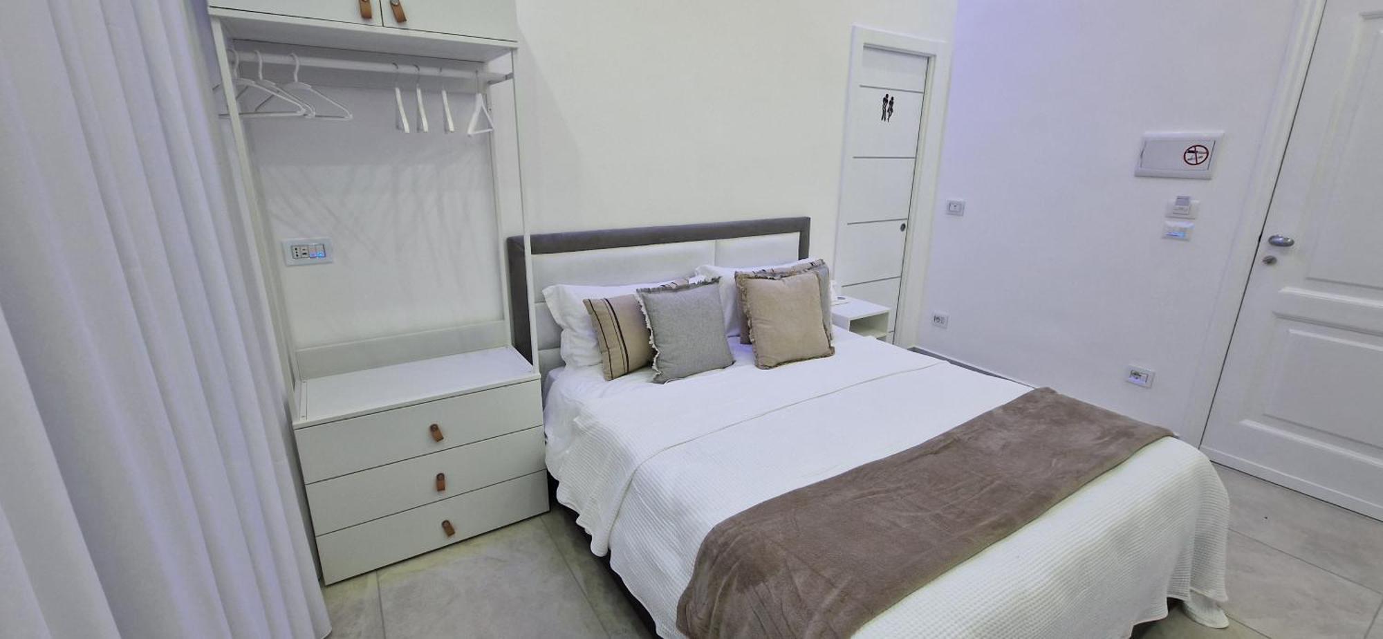 Guest house Hg White *