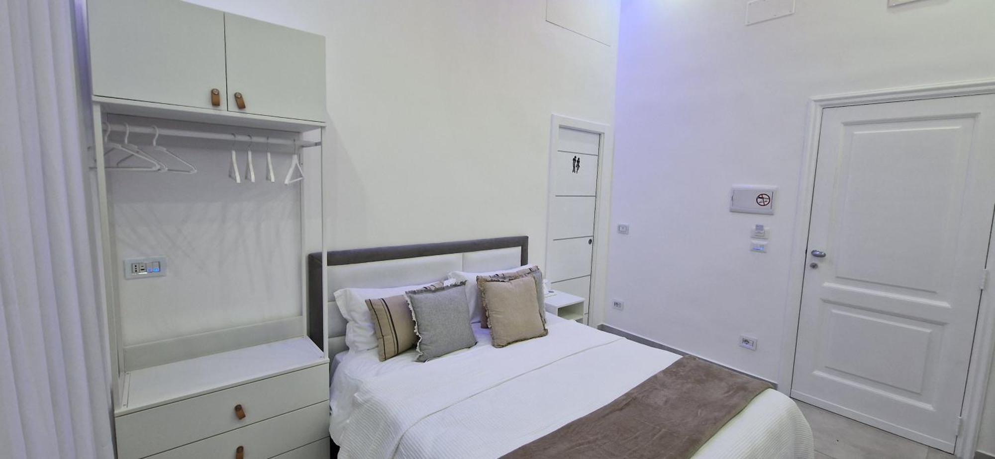 Guest house Hg White *