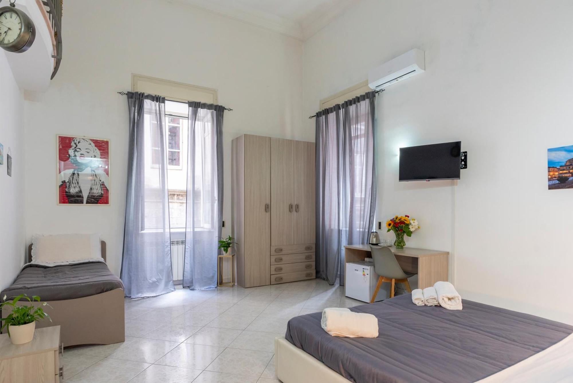 Centro, Dm Guest house Naples