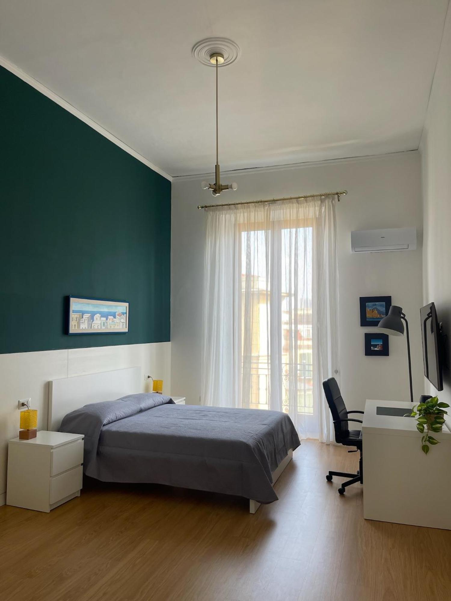 Bed & Breakfast Art 125
