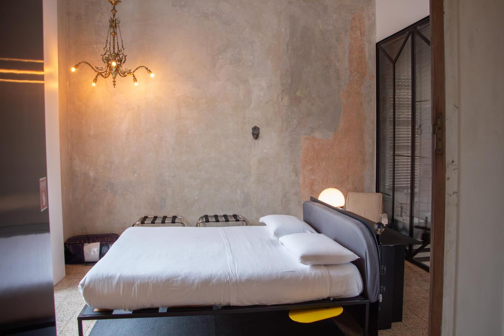 Tutt 'e Sant Luxury Guest house Naples