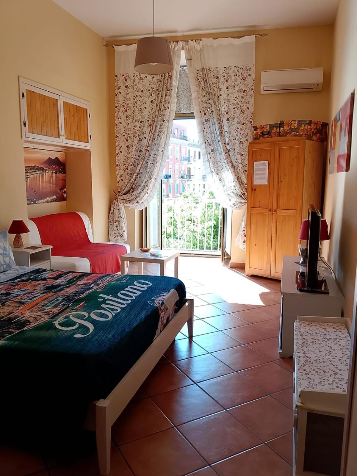 Apartment Ricomincio Da Qui Naples