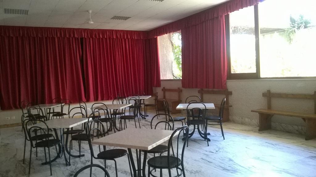 Hostel Mergellina Aig Naples