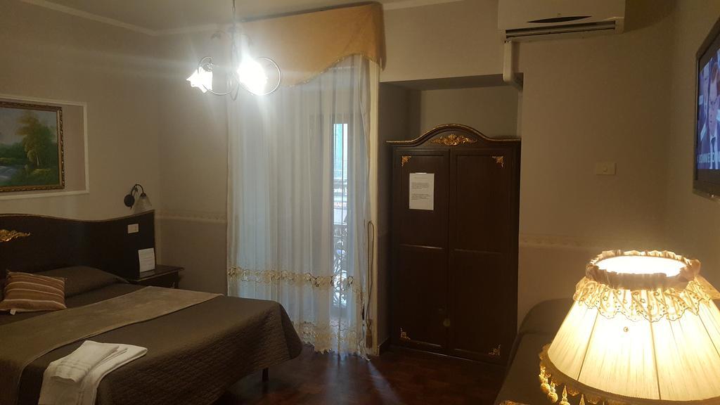 Bed & Breakfast Napoli Centrale Guest house