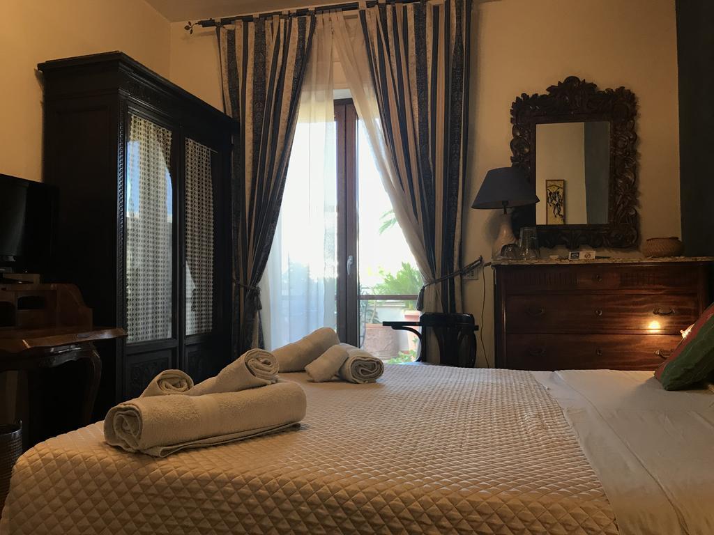 Casamiranapoli Bed & Breakfast Naples