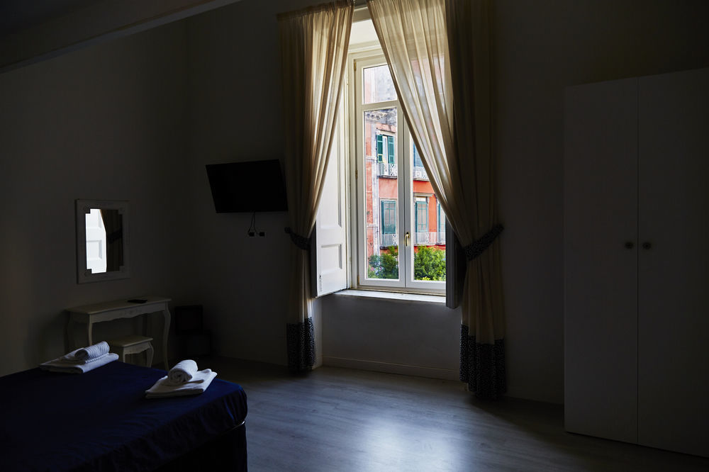 Bed & Breakfast Neapolis Bellini 2*