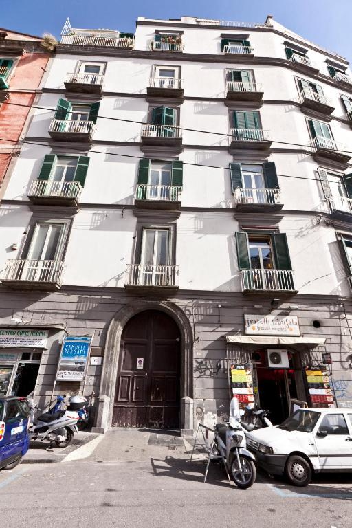 Medinaples Bed & Breakfast Naples