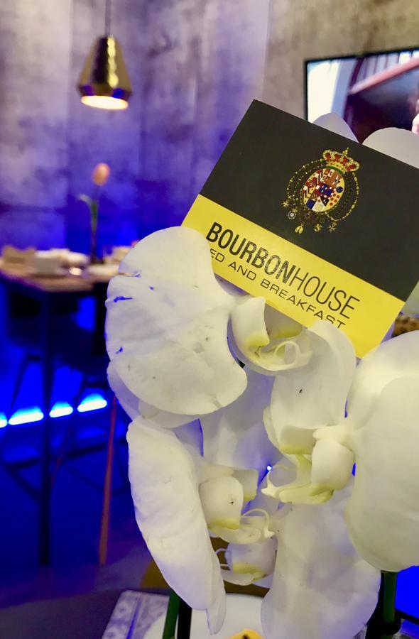 Bourbon House * Naples