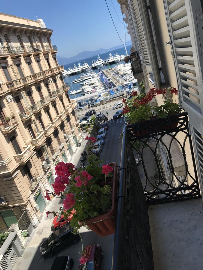 Gramsci 21 Naples