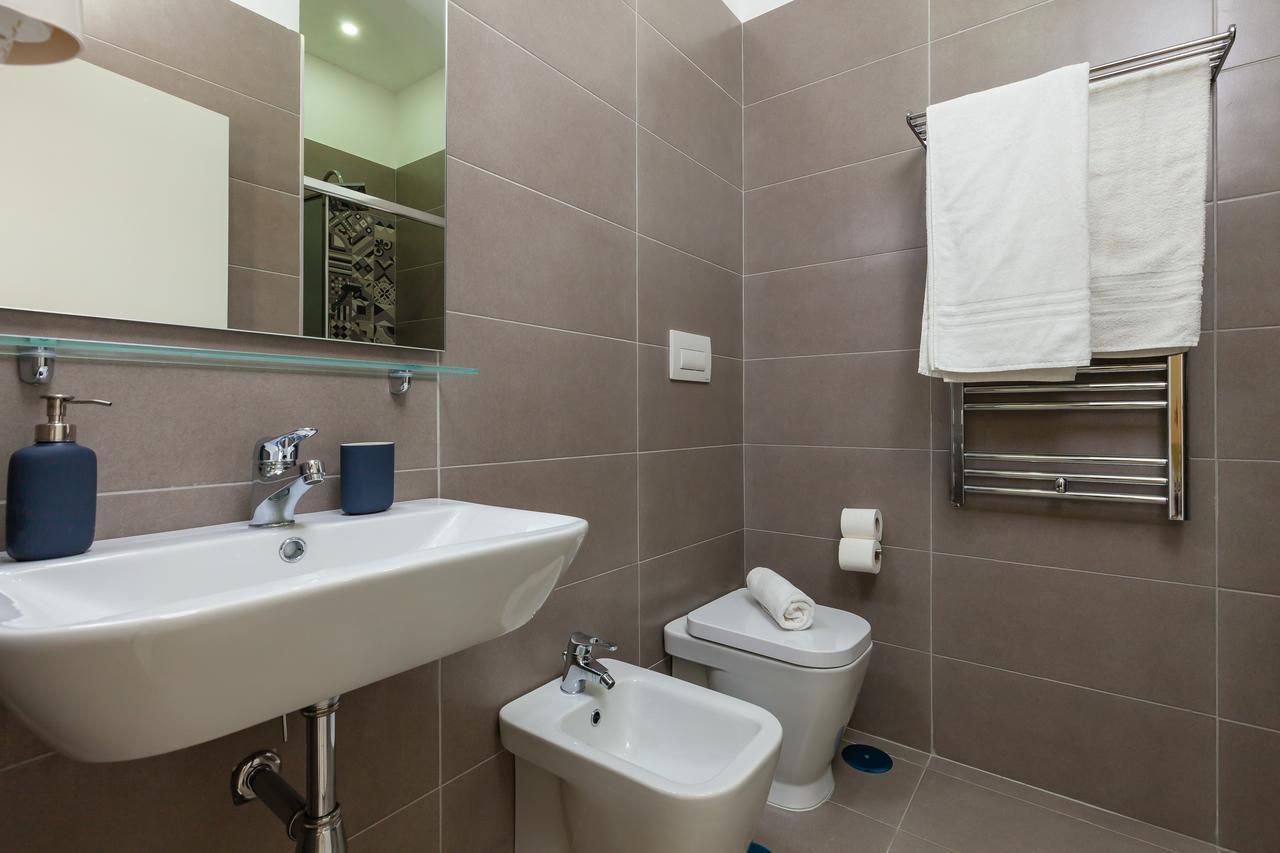Guest house Royal Art H Duomo - Centro, By Clapa Group 5*