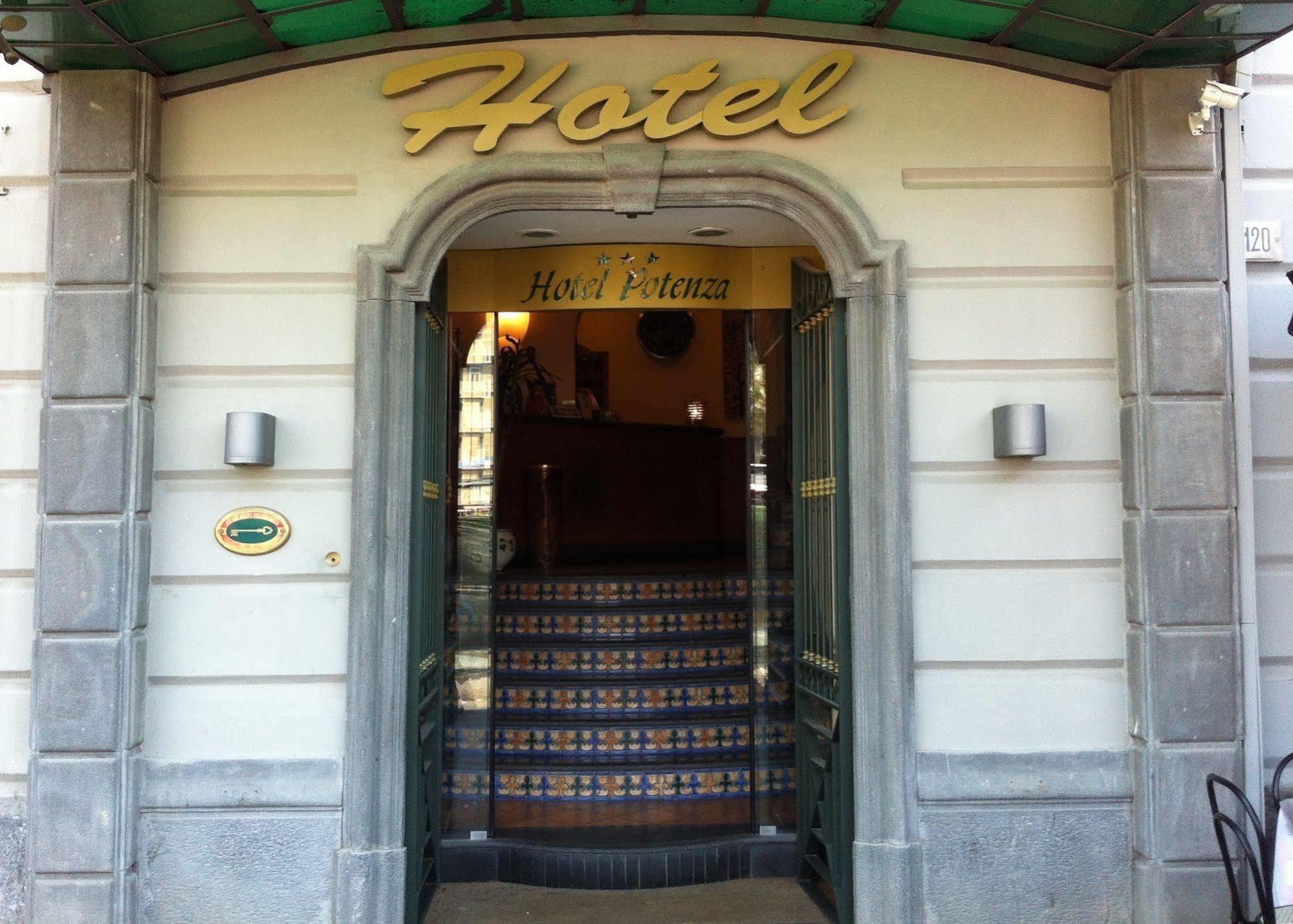 Hotel Potenza 3*