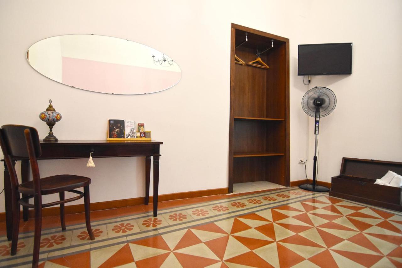 Sunrise Apartment *