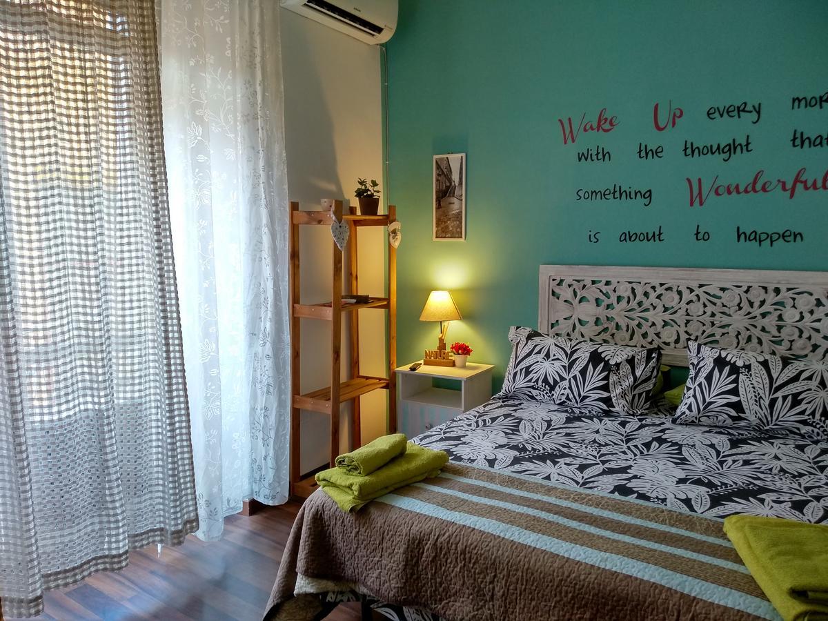 Spaccanapoli Bros. Bed & Breakfast *