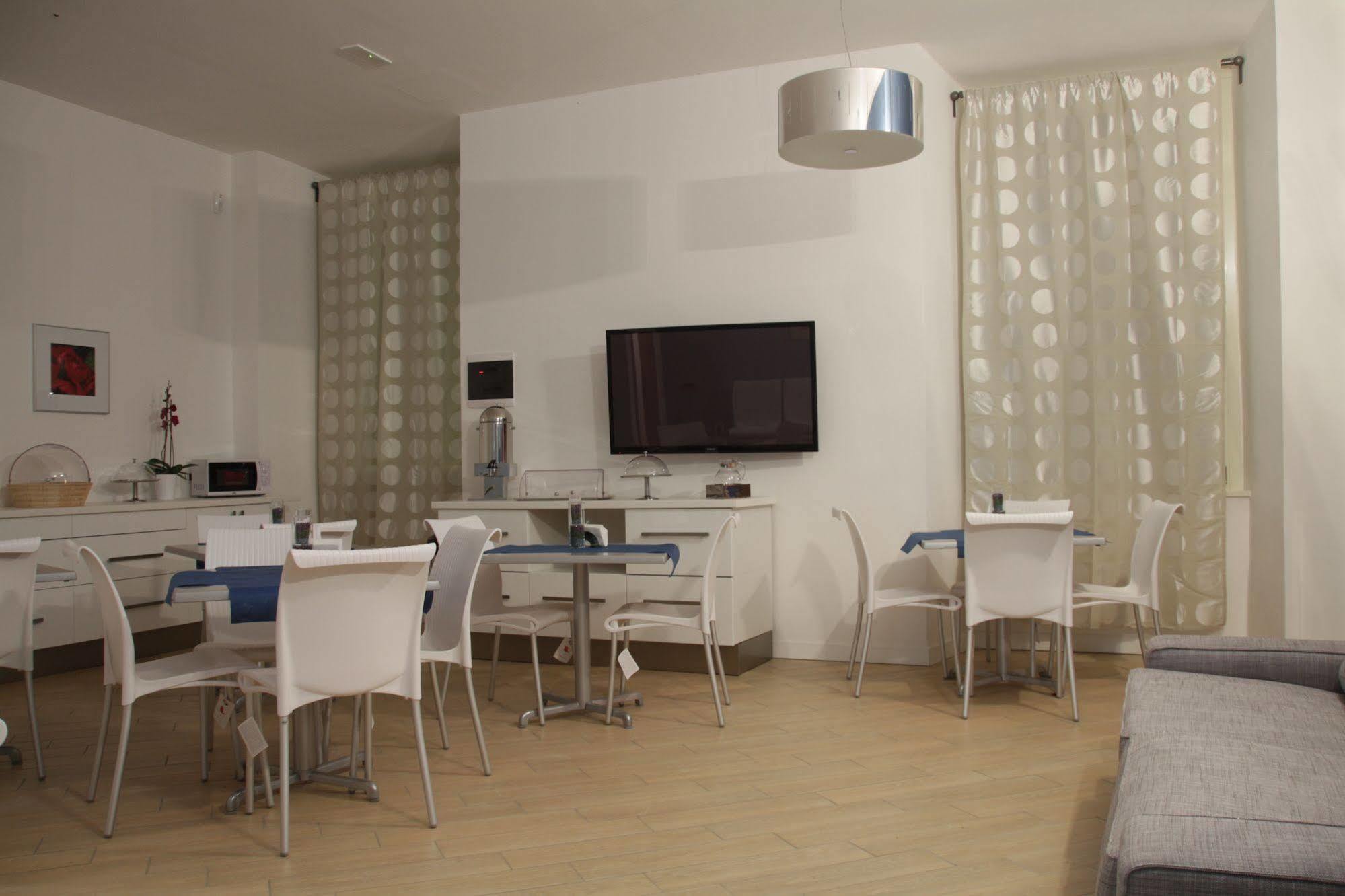 Bovio Modern Bed & Breakfast 3*