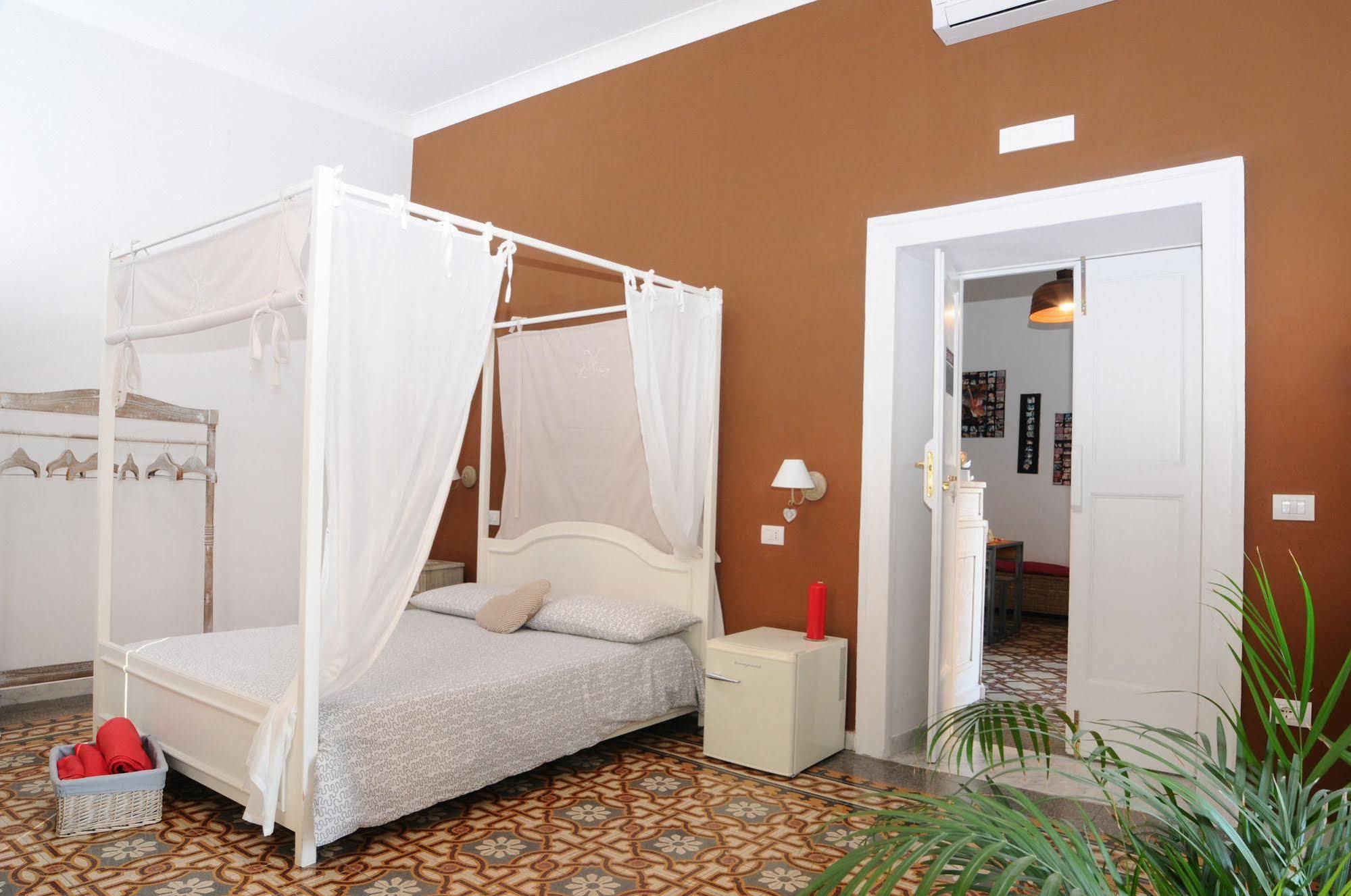 Bed & Breakfast Napul'art 3*