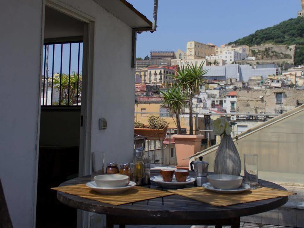 Sui Tetti Di 3* Naples