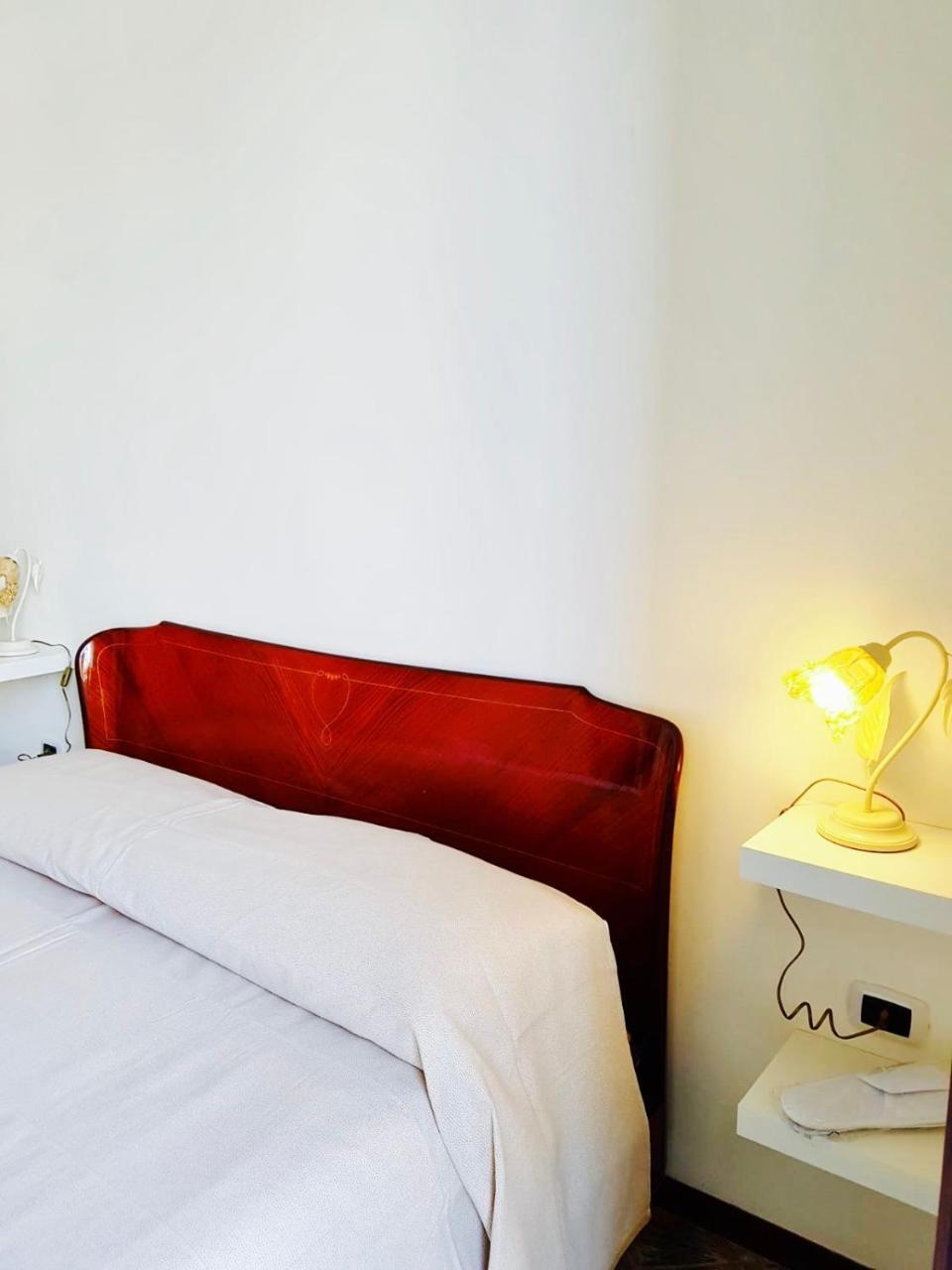 Parthenope's Bed & Breakfast 2*