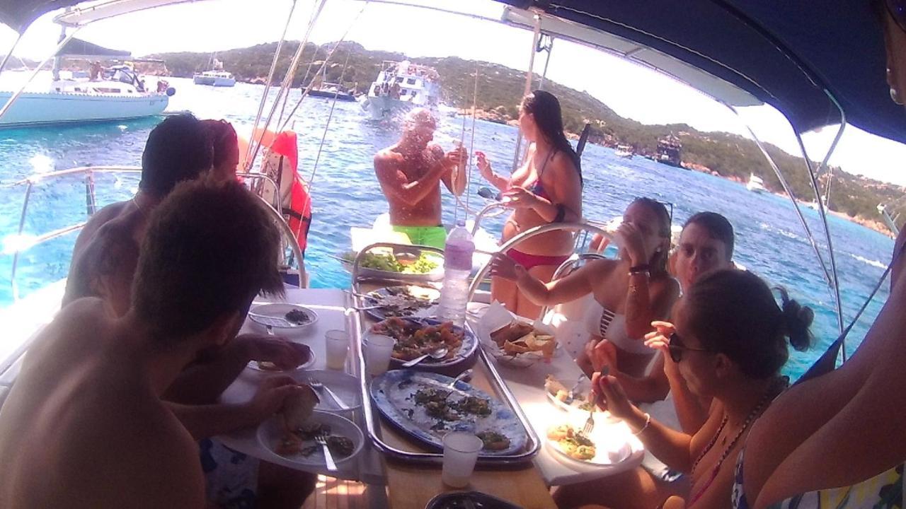 Scugnizza Botel *