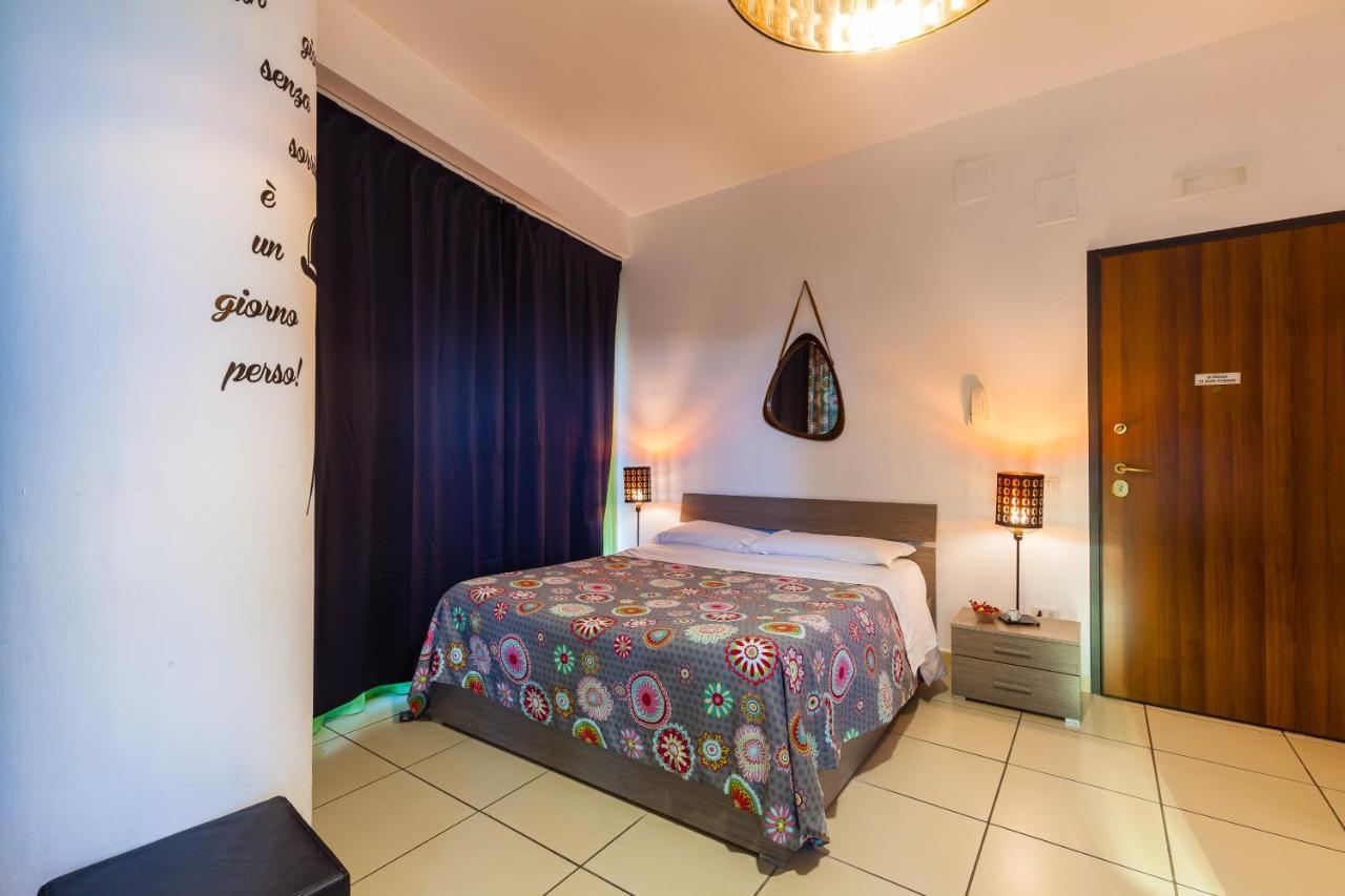 Marina Resart Rooms & Suite