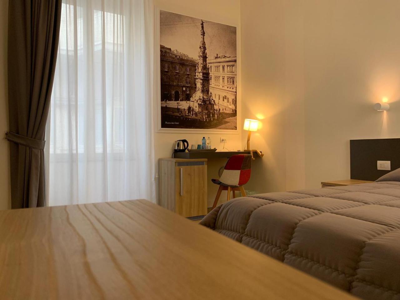 Squares Guest house Naples
