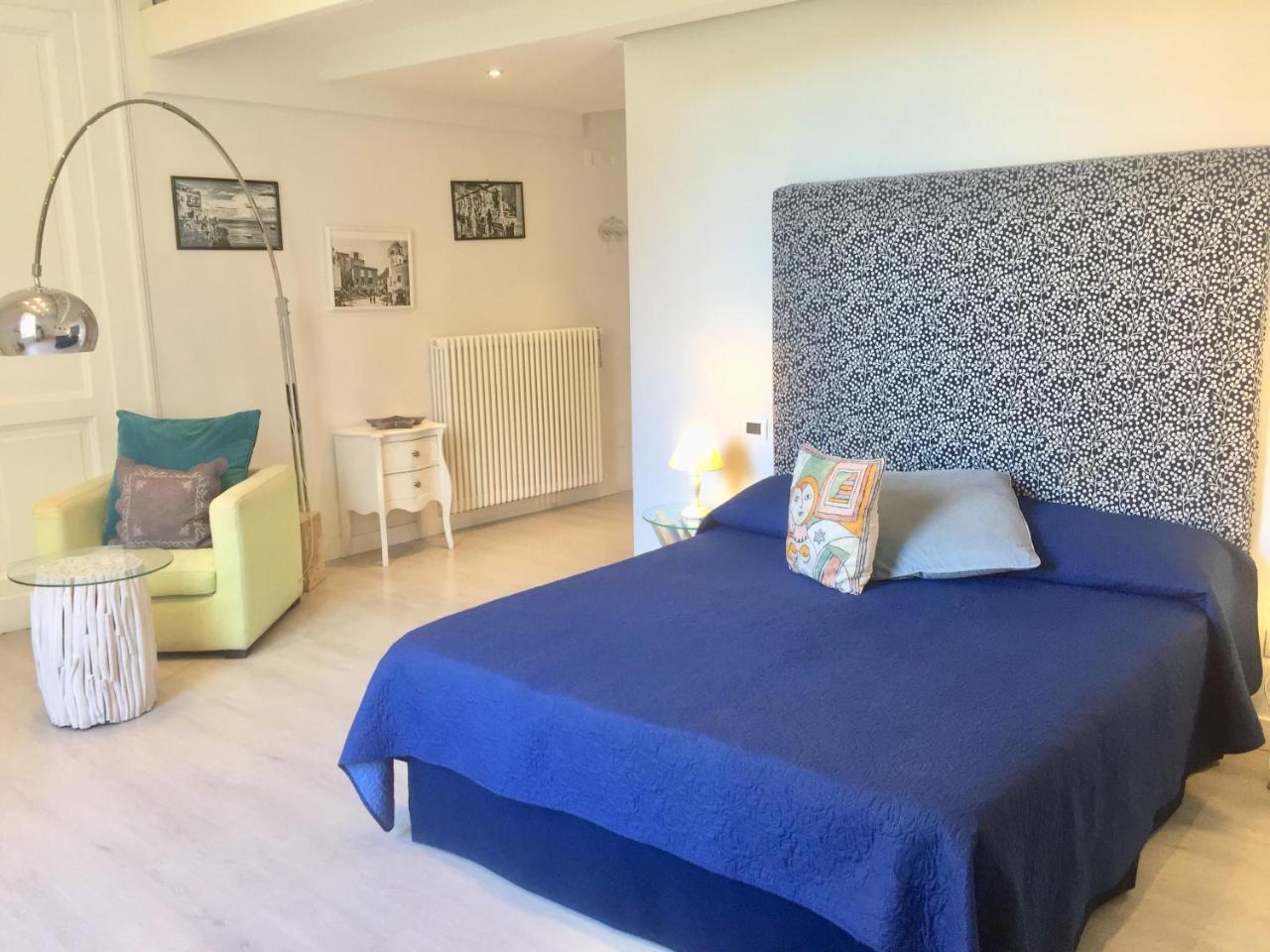 Neapolis Bellini Bed & Breakfast 2*