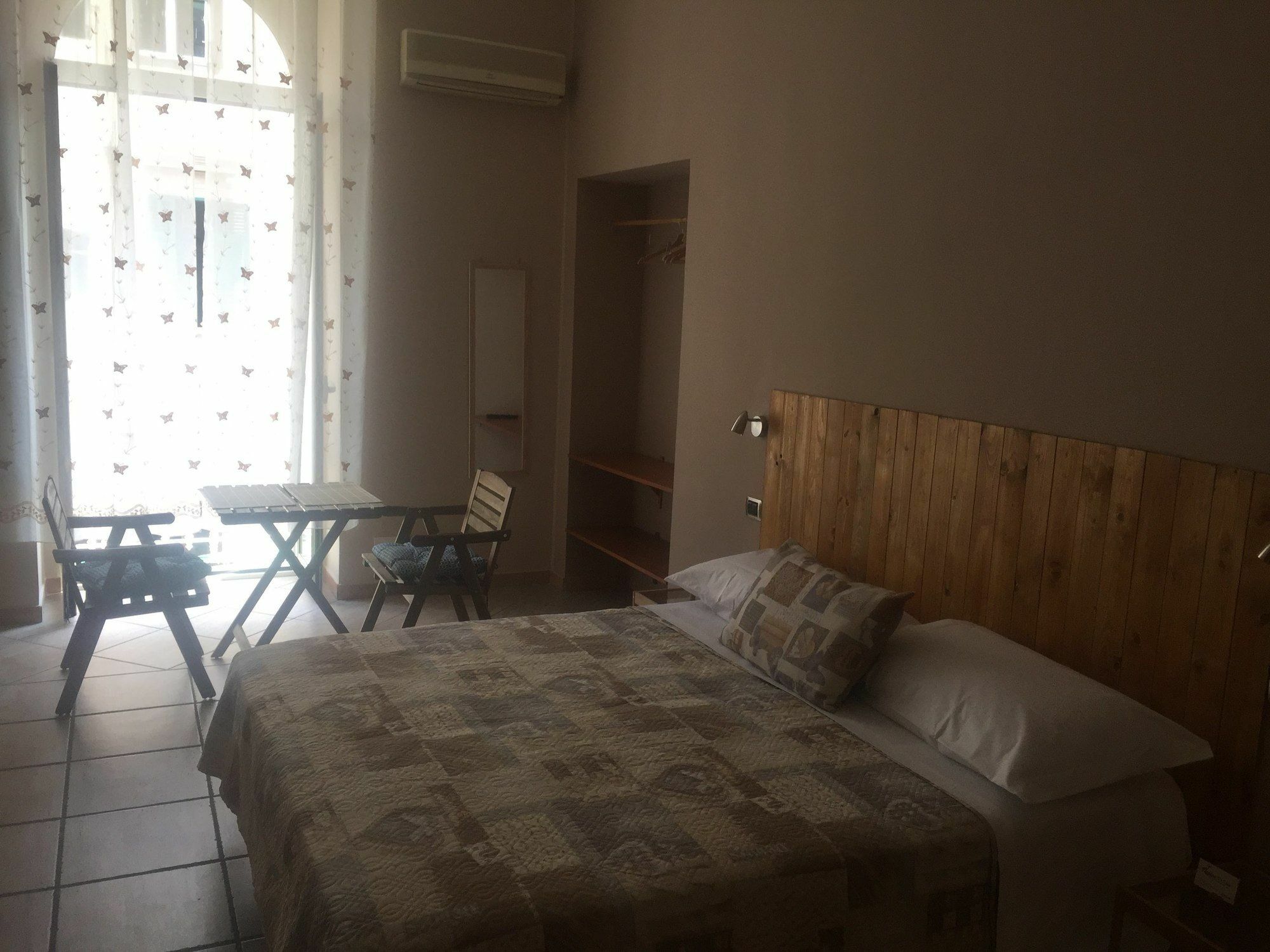 To Live Bed & Breakfast Naples