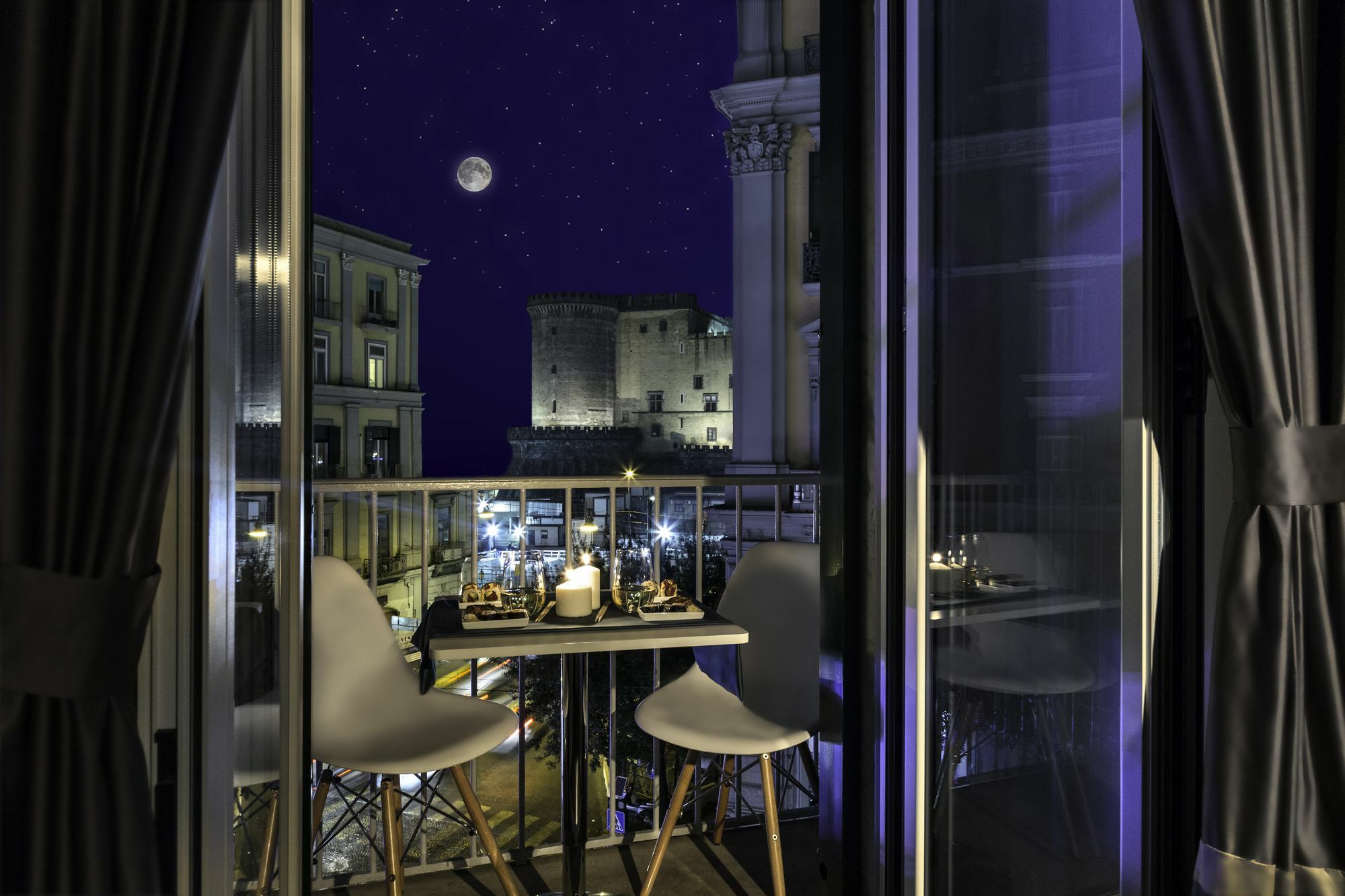 Carten 2* Naples