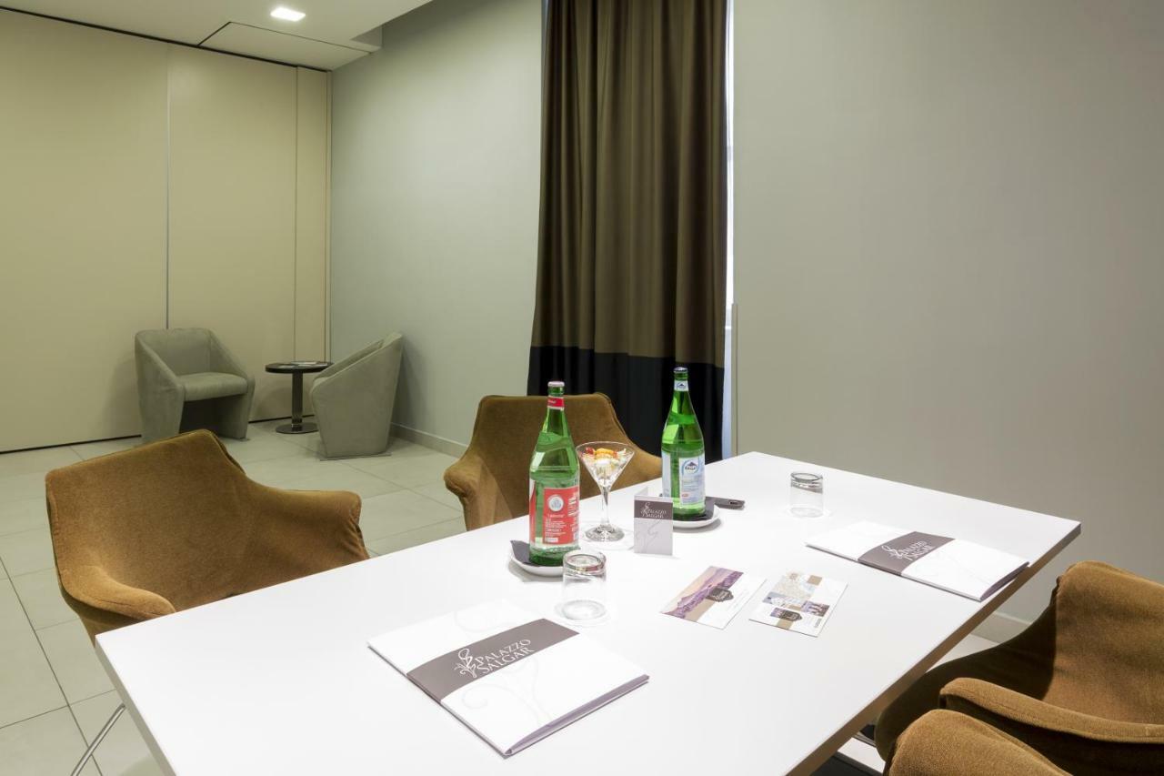 Palazzo Salgar 4* Naples