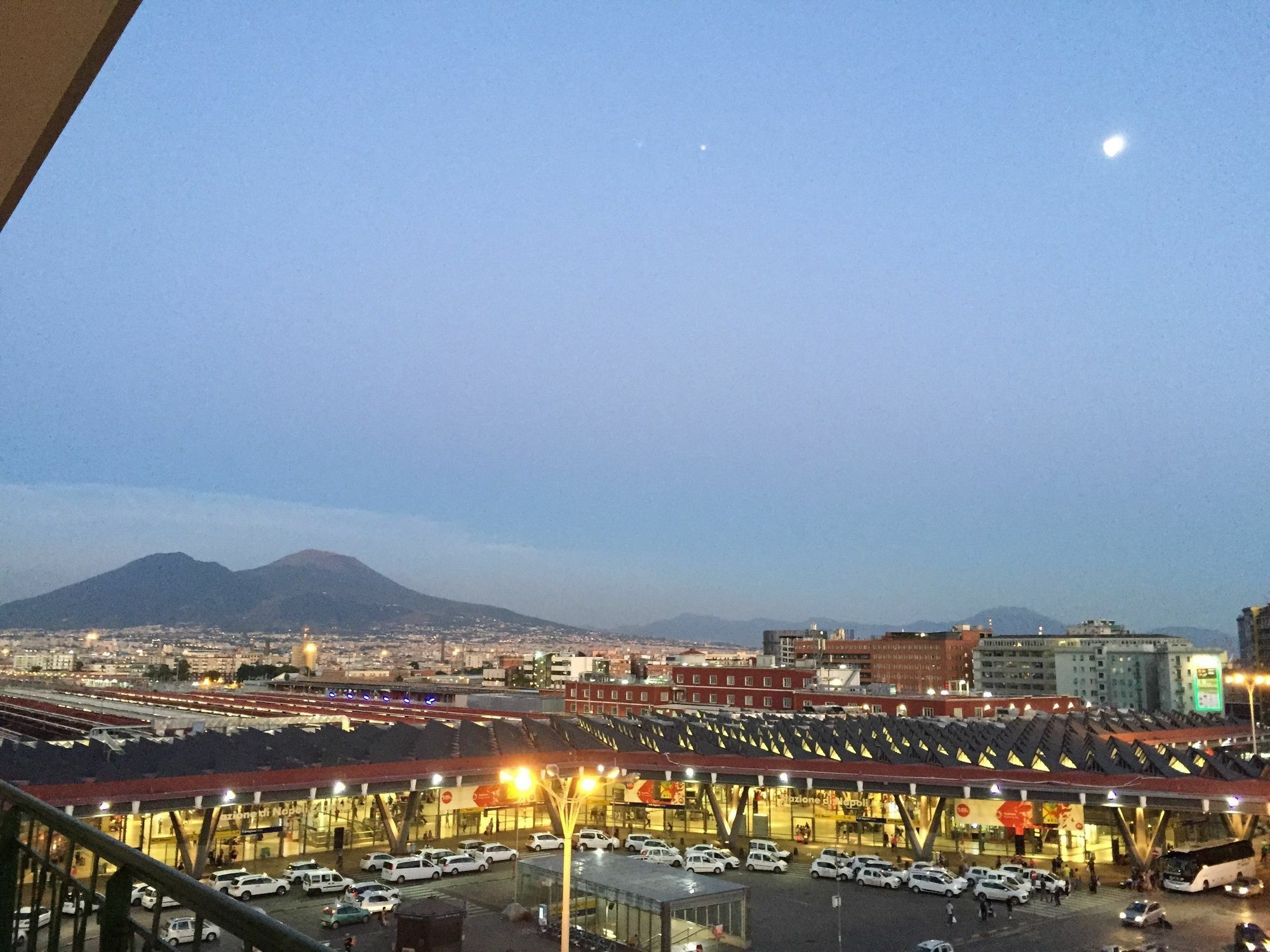 Paradise 4* Naples