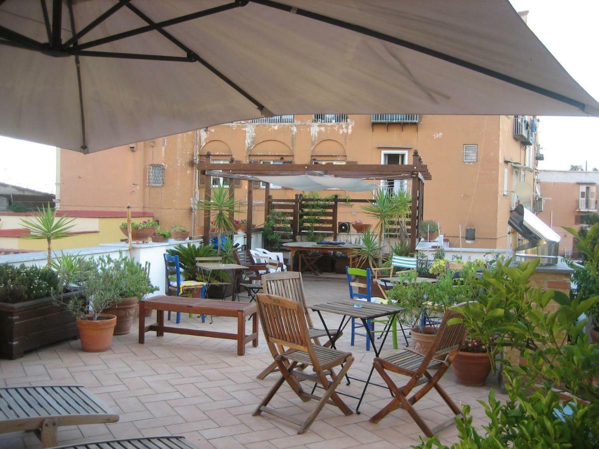 Il Portoncino * Naples