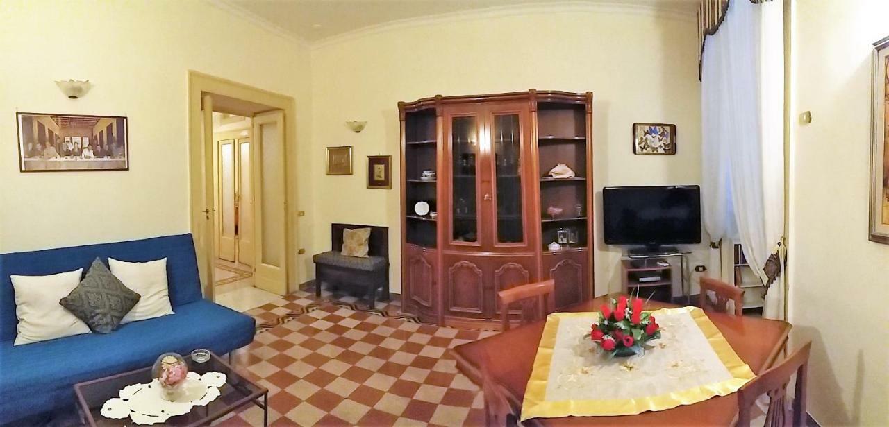 Casa Lillina A Toledo , Near Piazza Del Plebiscito Apartment Naples