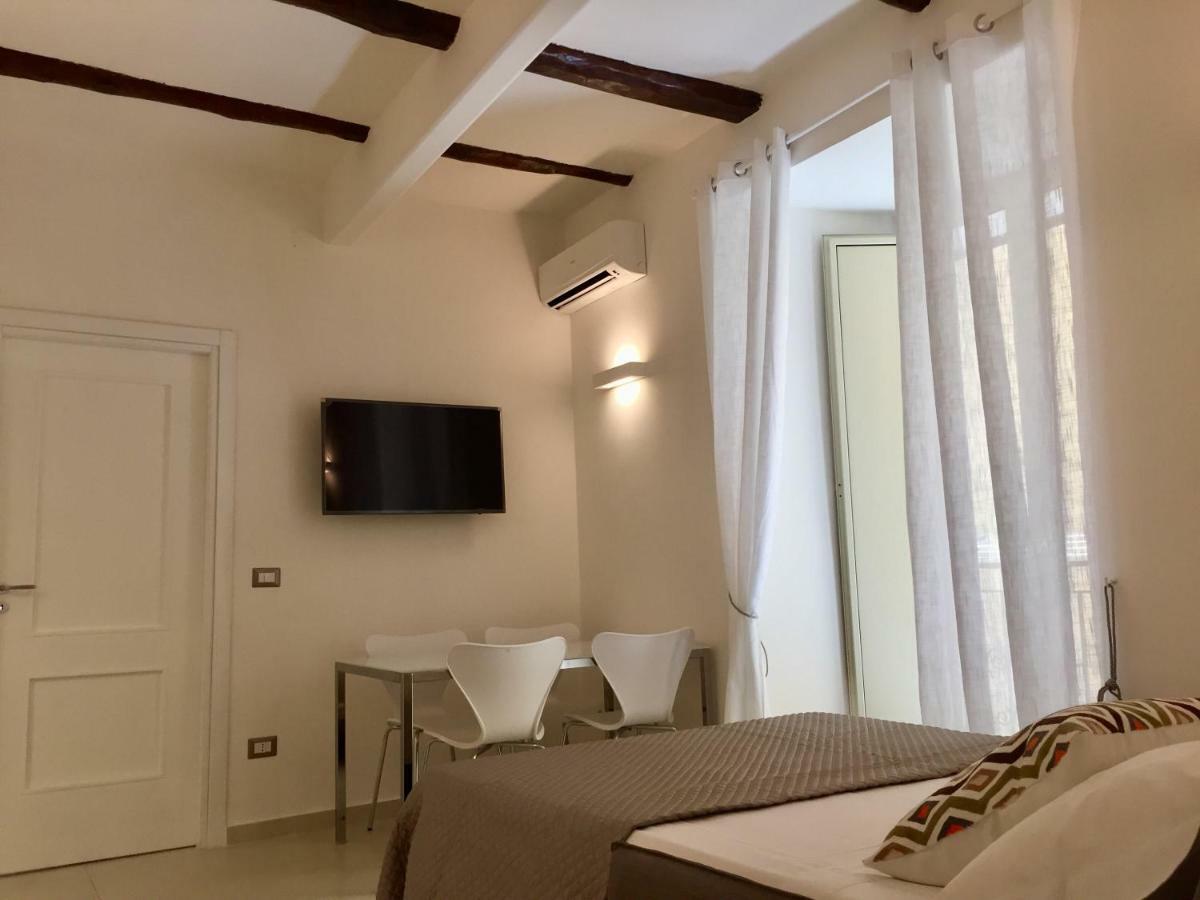 Plebiscito Apartment Naples
