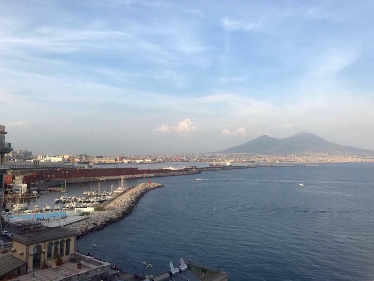 Piazza Bovio Al 21 Holiday home *