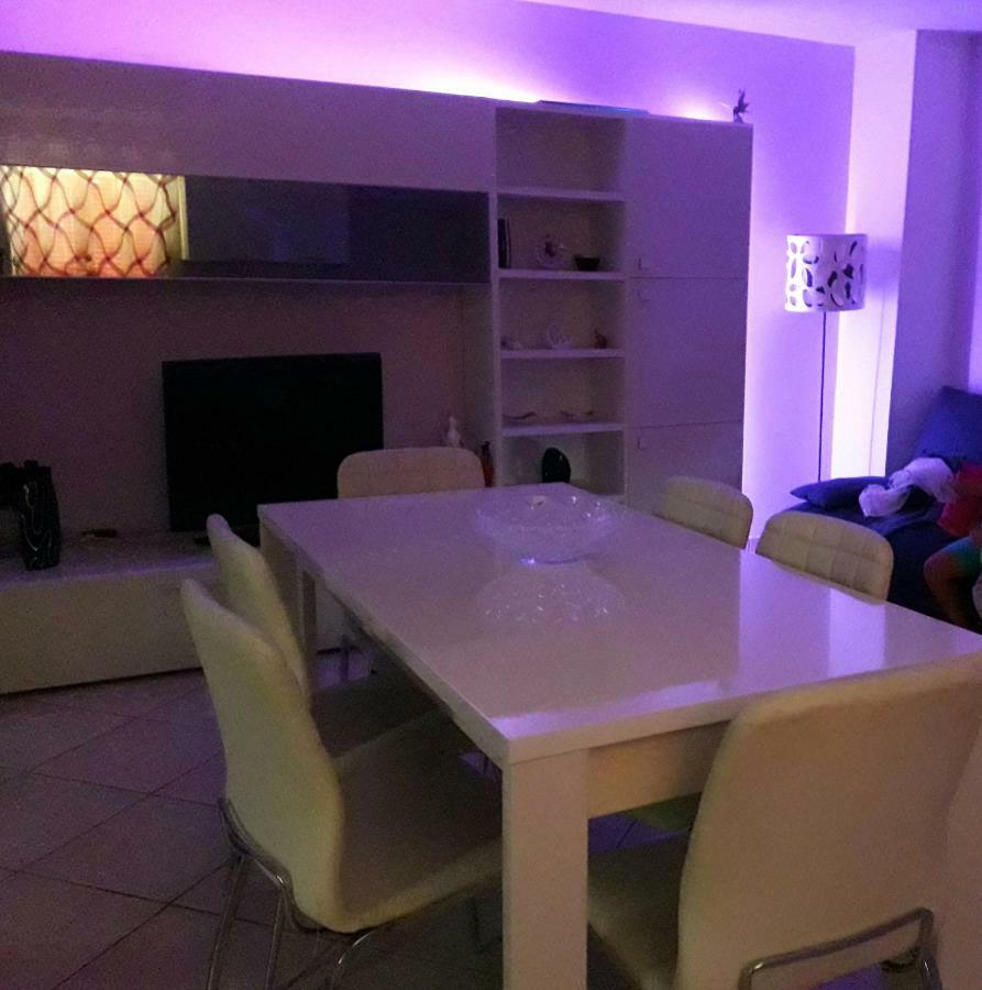 Garden House Airport Naples