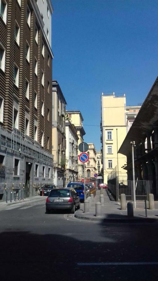 Piazza Bovio Al 21