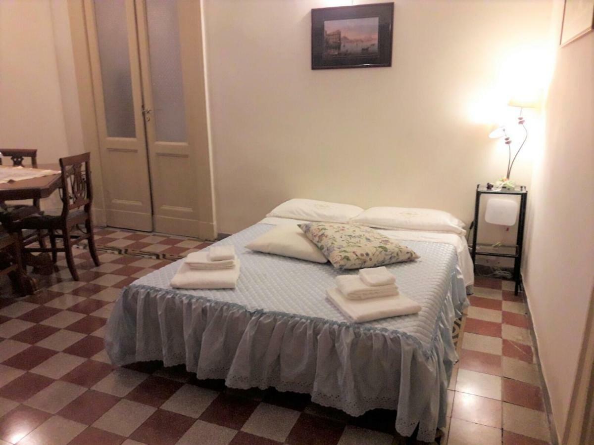 Casa Lillina A Toledo , Near Piazza Del Plebiscito