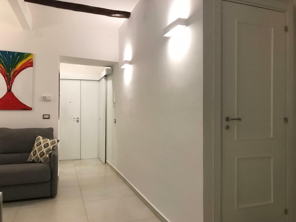 Apartment Plebiscito Naples