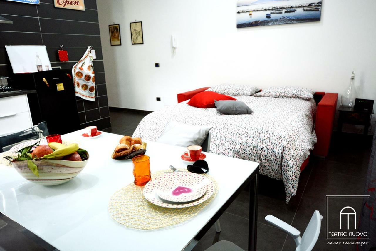 Casa Vacanza Teatro Nuovo Apartment Naples