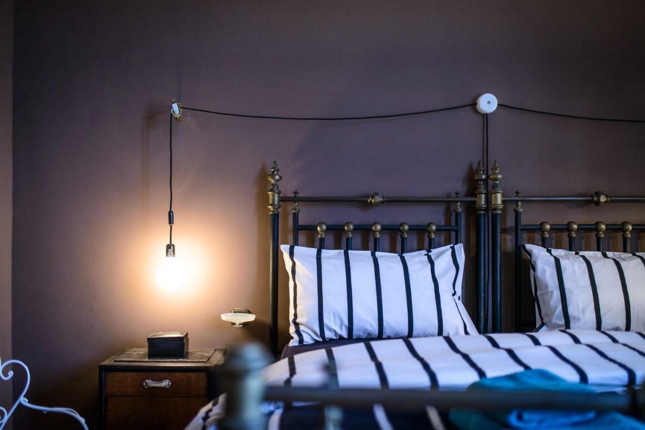 Bohemki: Galleria Umberto I° Bed & Breakfast