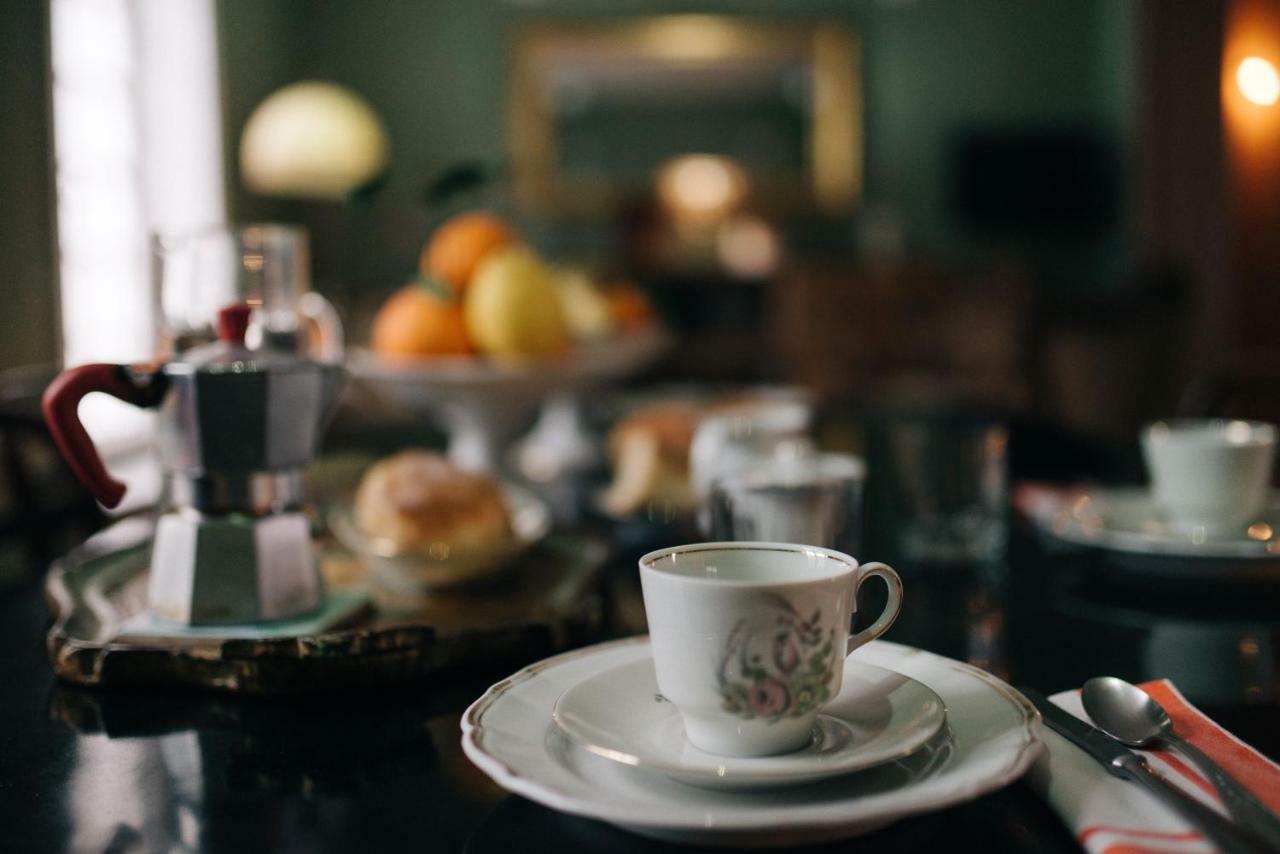 Bed & Breakfast Bohemki: Galleria Umberto I° Naples