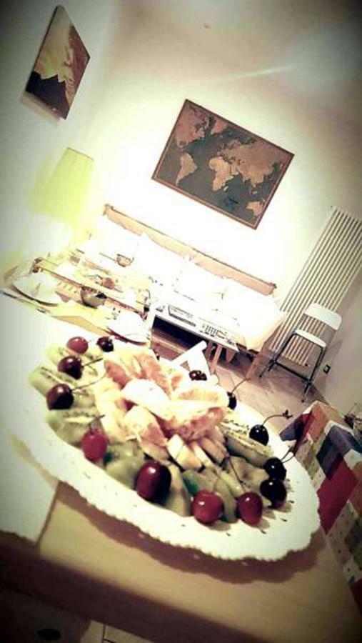 Dame Naples