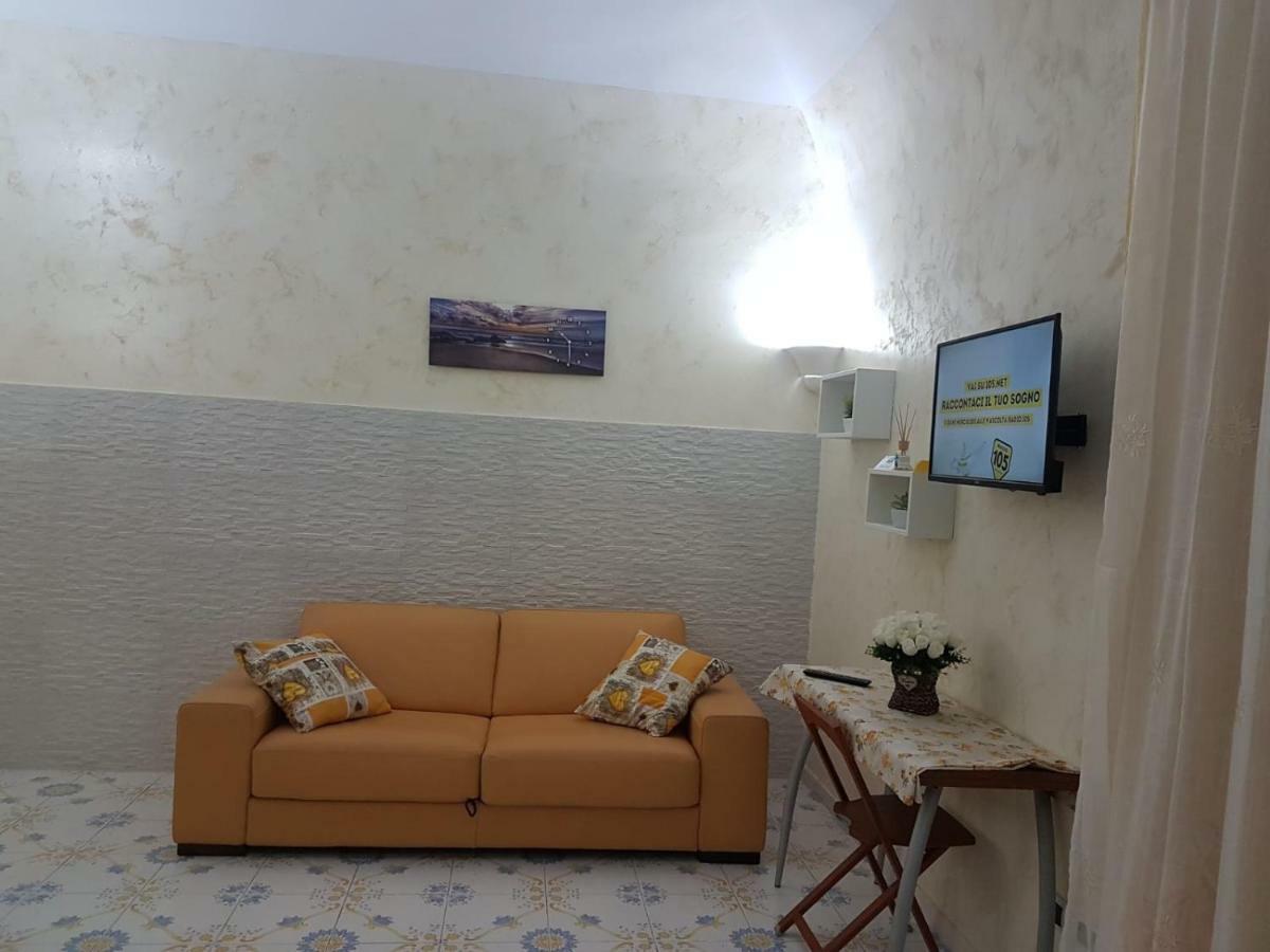 Sannazzaro 7 Holiday home Naples