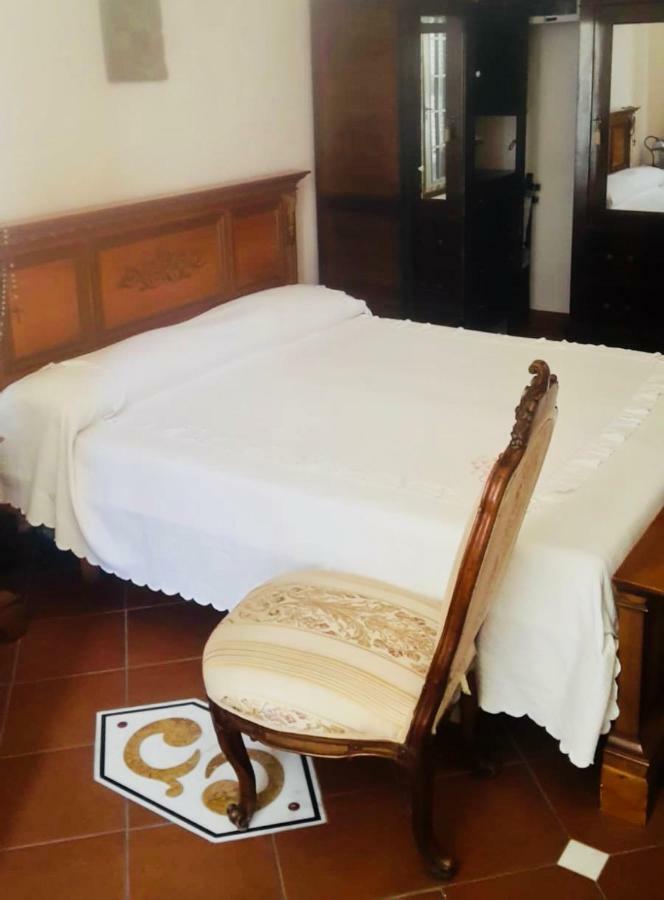 Bohemki: Galleria Umberto I° Bed & Breakfast *