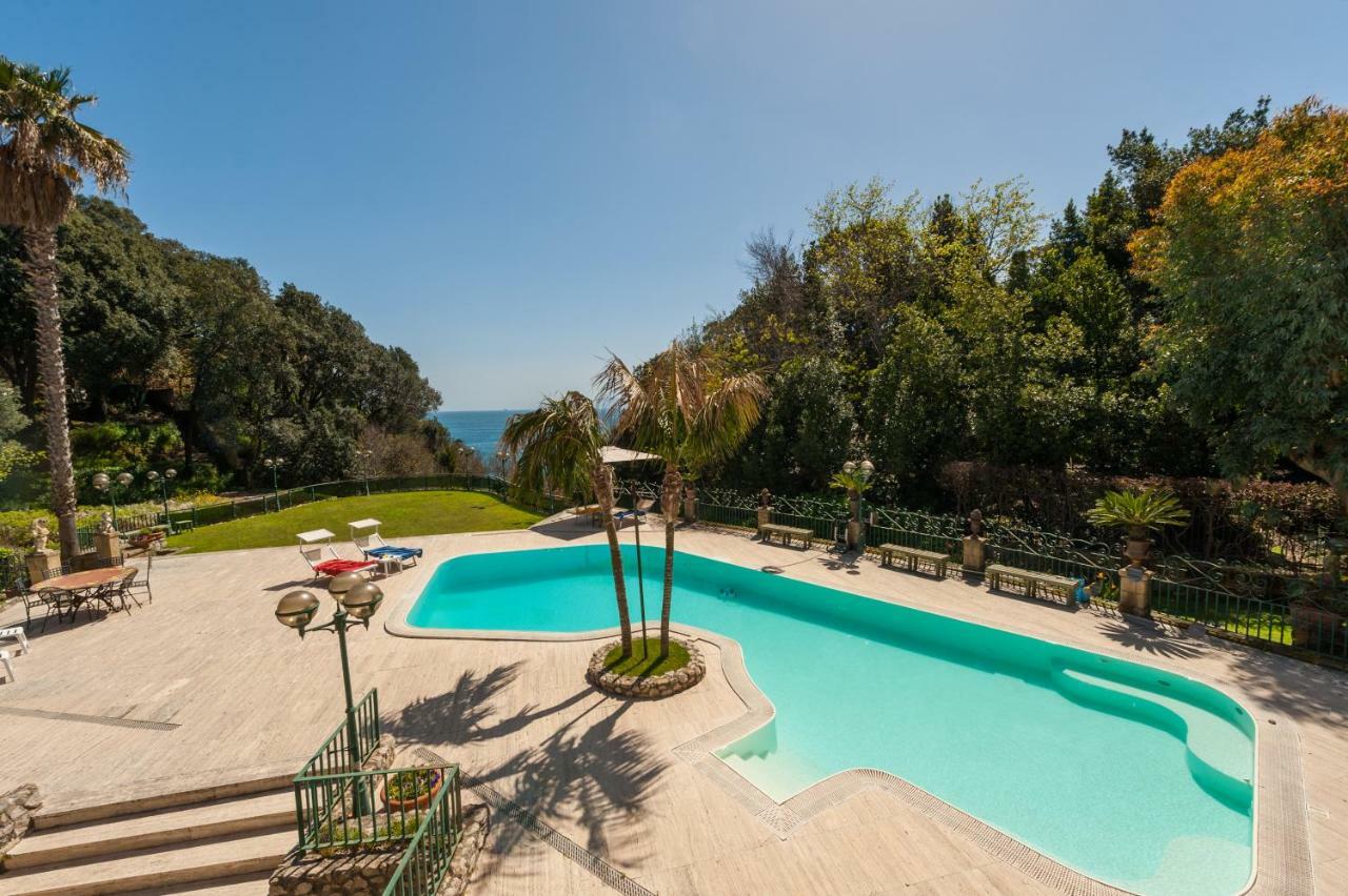 Apartment Holidays Family - Pool In Front Of Capri Naples